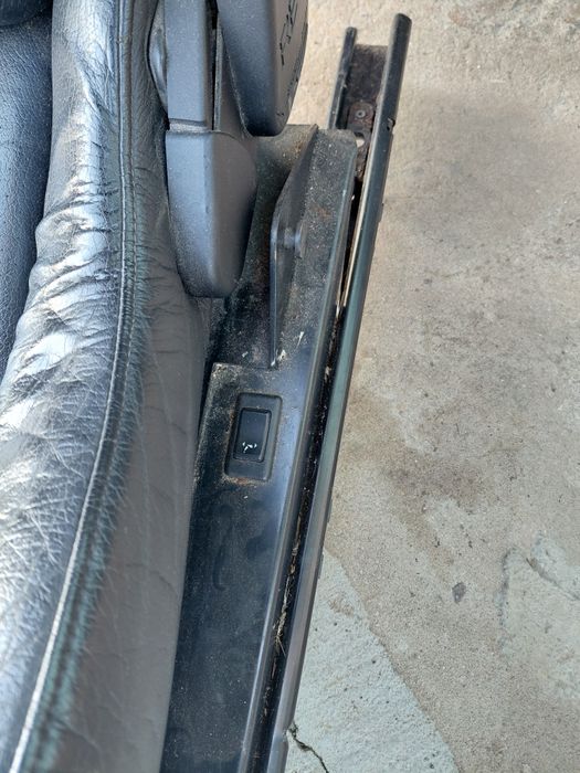 Кожено електрическо Recaro Ergomed DS KBA90400