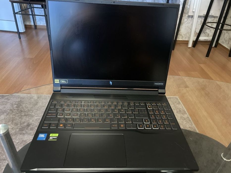 Acer Nitro V16 с гаранция закупен януари 2026