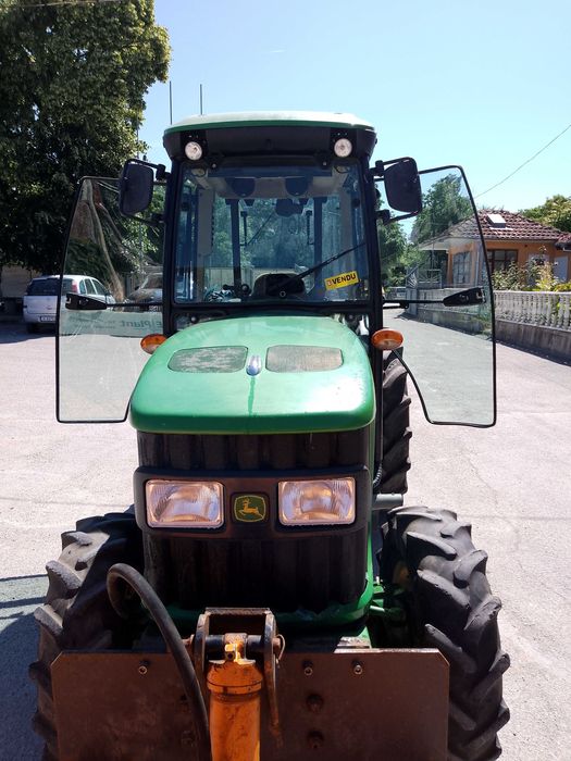 Лозарски трактор John Deere 5080GV