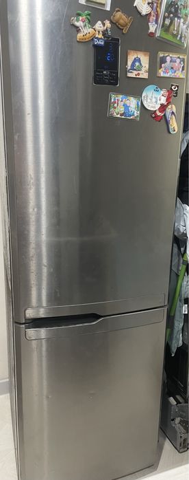 Продаю холодильник самсунг