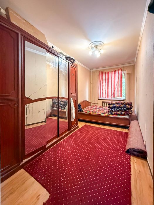 Продам 2 комнатная Буюк ипак йули метро