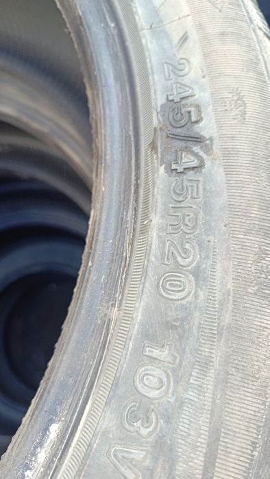 245/45/20 комплект