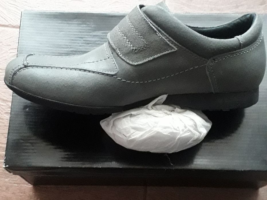 Нови мъжки обувки Tendenz .Еко кожа 41р- р