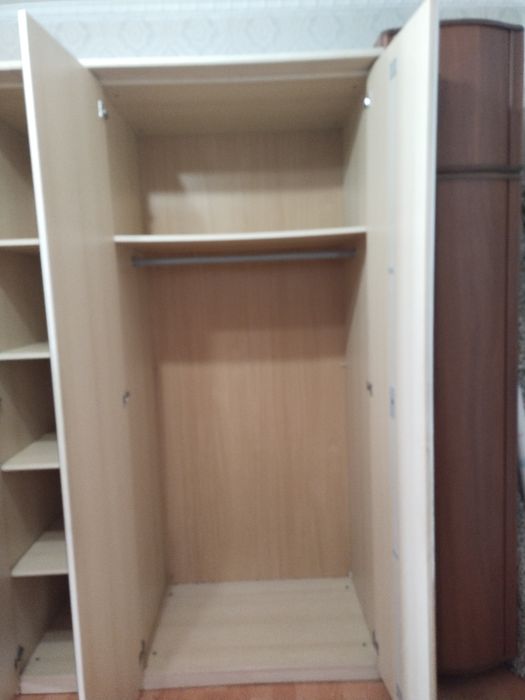 Продам спальный гарнитур двухспальный