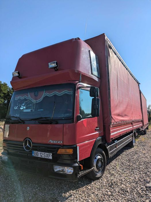 Camion Mercedes Atego cu remorca
