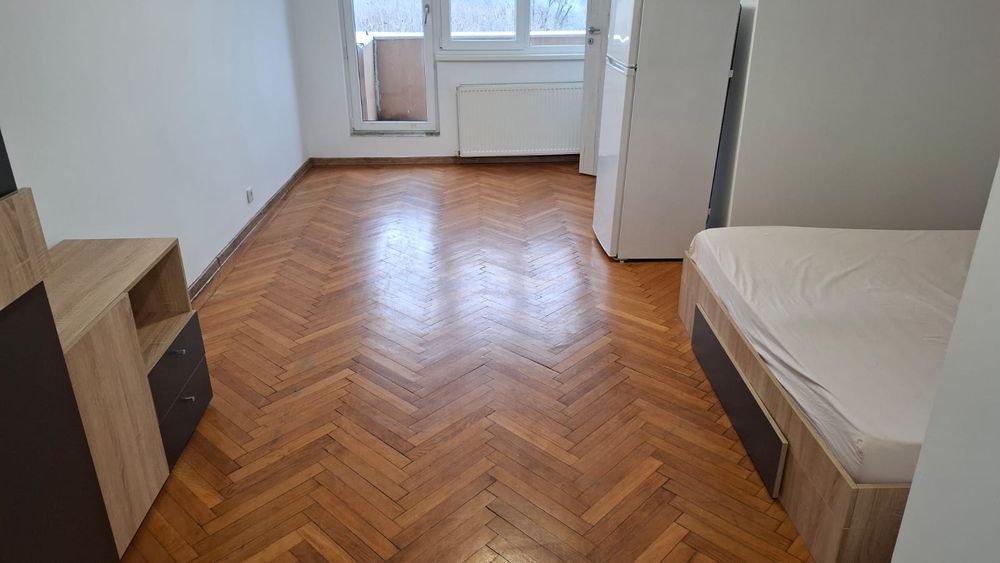 Garsoniera de inchiriat zona Titan parc Alexandru Ioan Cuza