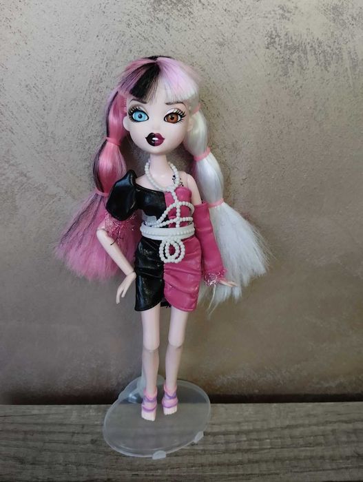 Кукли Monster high и Bratz