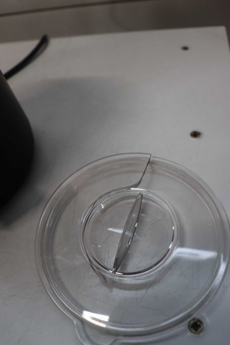 Пенообразувател за мляко Severin SM 3588 (Черен) 550W, лек ДЕФЕКТ