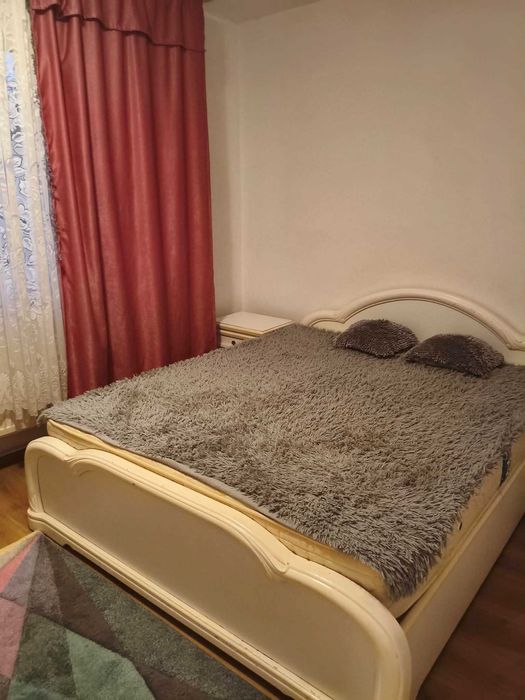 Inchiriez apartament cu 2 camere