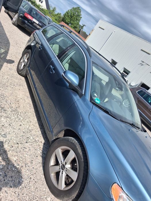 Volvo v70 an 2014