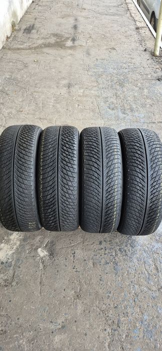 4 anvelope iarna Michelin 235/50/20,dot 2021.Pretul este pe bucata.
