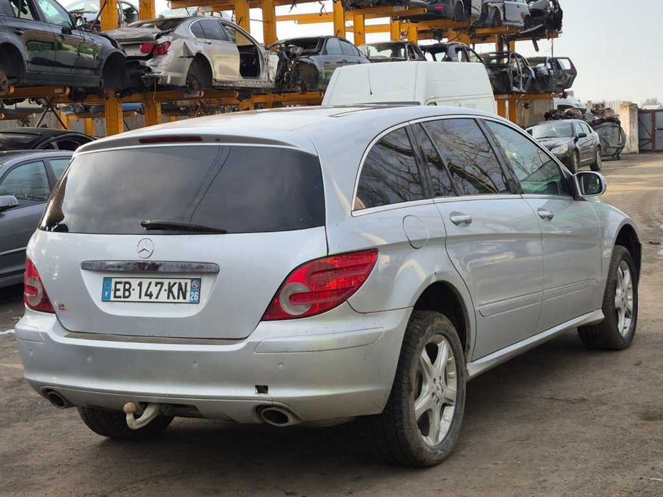 far dreapta R class R251 xenon bixenon R320 R350