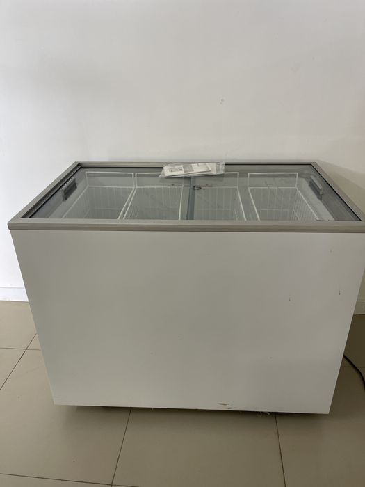 Продам  морозильник