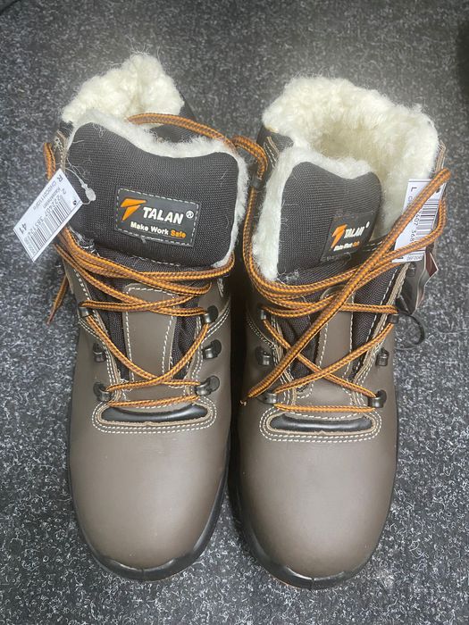 Новые кожаные рабочие ботинки (для стройки)