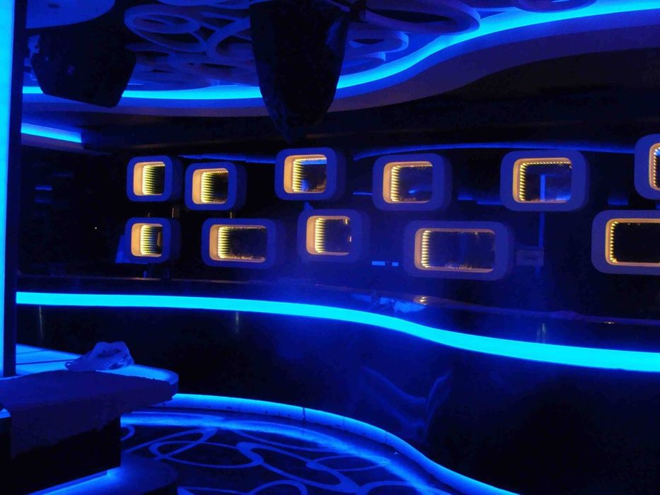 LED лента цветна RGB - 5 метра водоустойчива с дистанционно управление