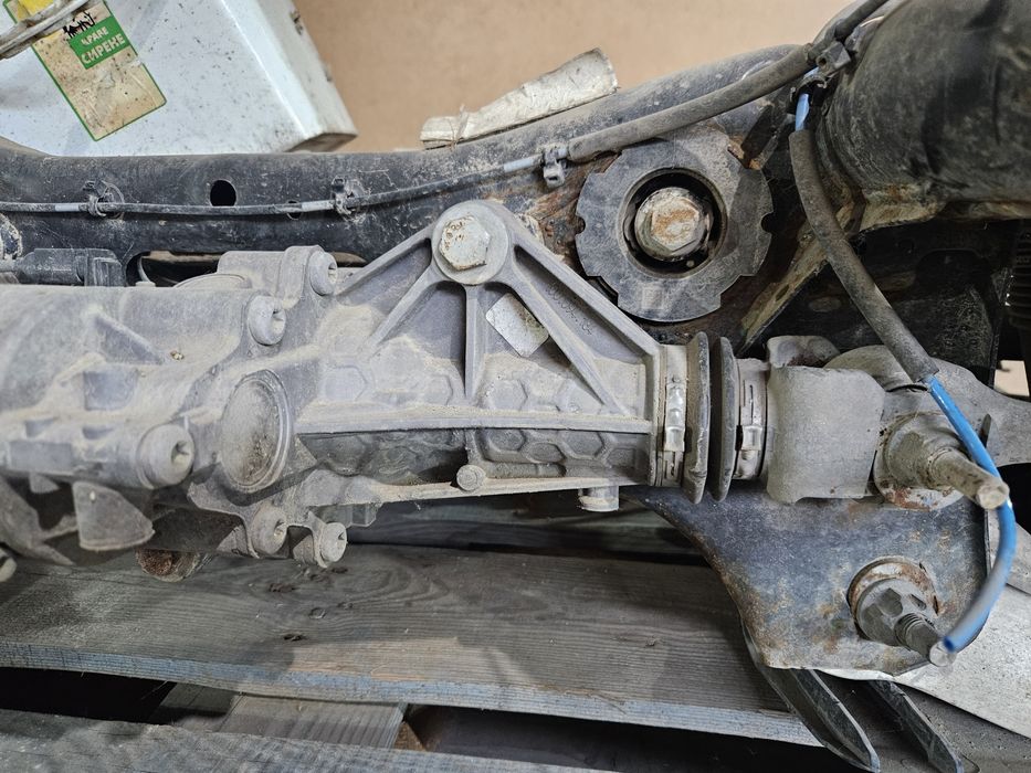 Задна рейка за Audi Q7 4m