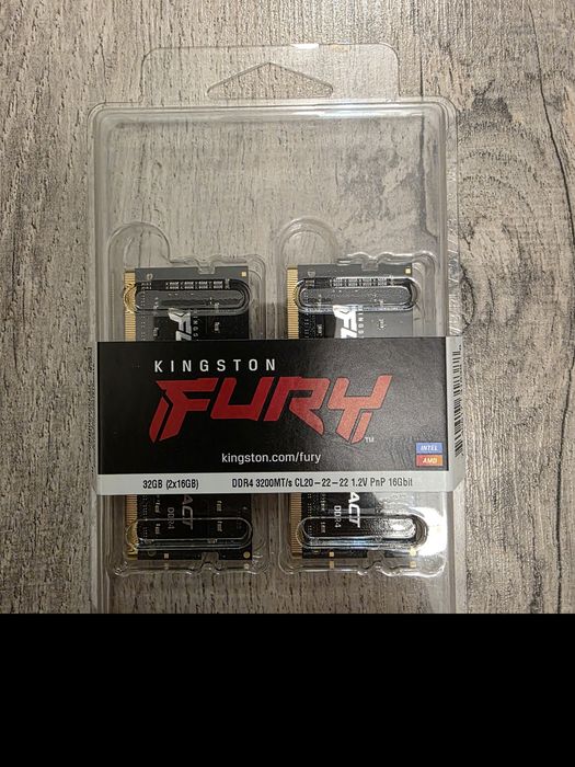 Kingston Fury  32GB (2×16GB) DDR4 3200MHz