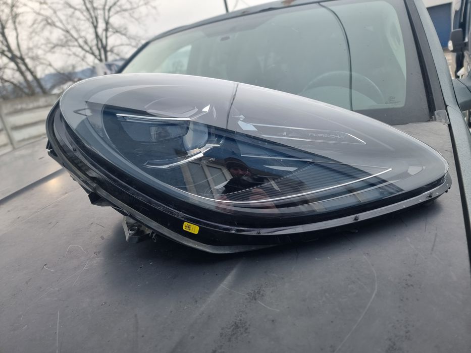 Far dreapta porsche macan matrix full led cod 95B941016F