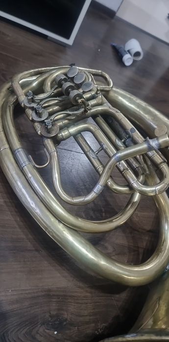 BAS Si Bemol  Karl  MILLER