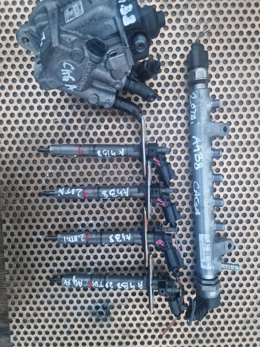 Injector,injectoare Audi A4 B8 motor 2.0tdi cod motor CAGA