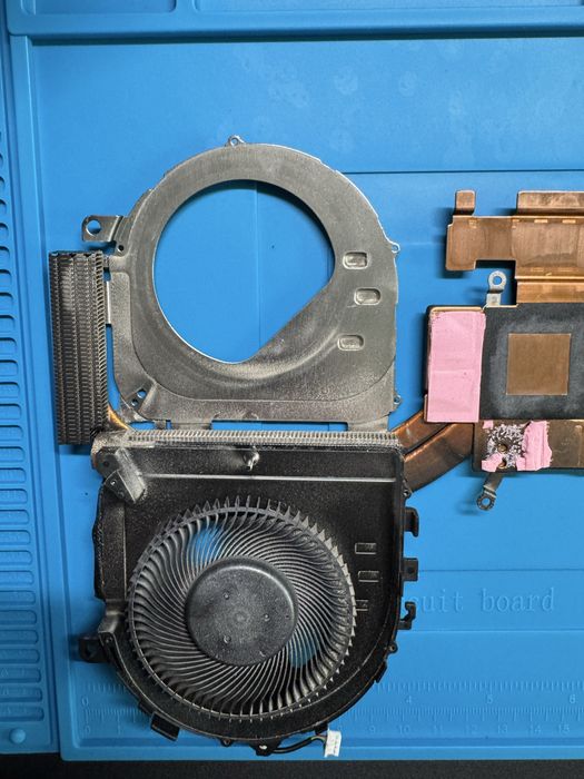 Asamblare/Reparații pentru PC-uri, Laptopuri și Console