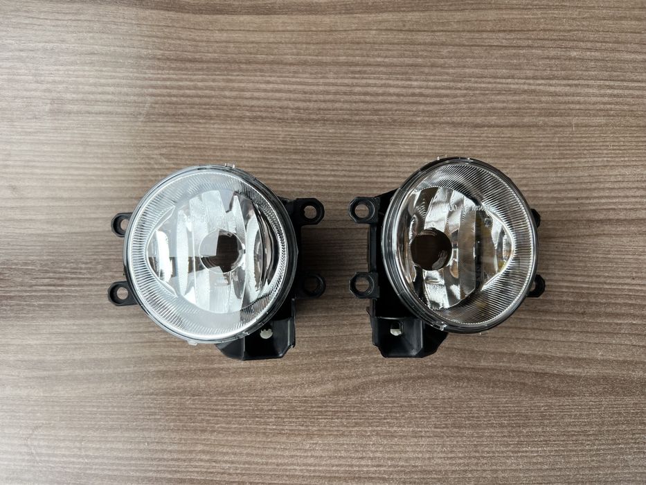 Противотуманки Toyota Highlander с 2014 по 2019