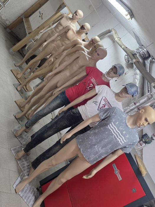 Мъжки и дамски цели манекени - налични