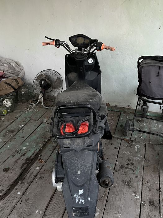 Продается мопед бумер