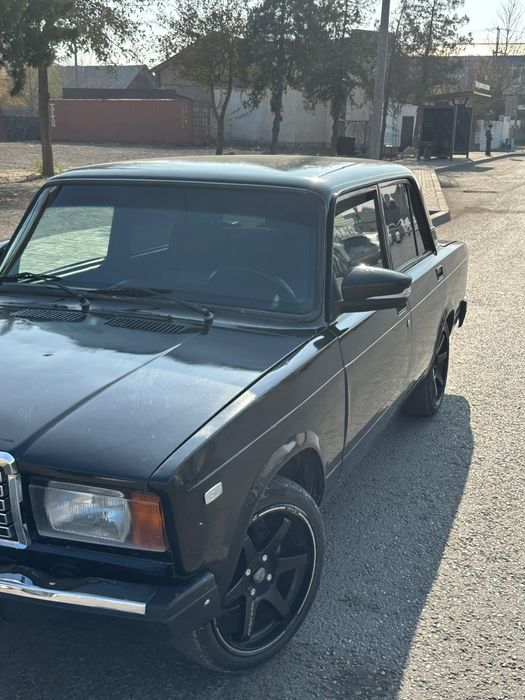 Продаю срочно 2107