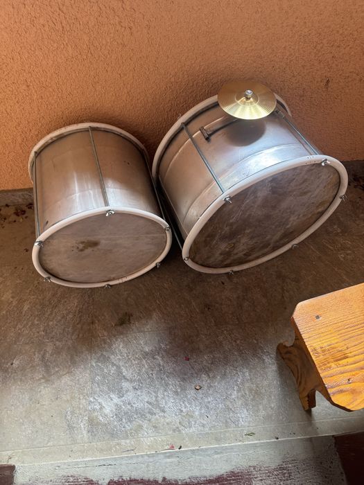 Acordeon  Delicia cu 60 basi si tobe