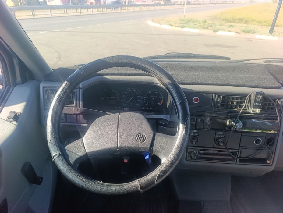 Продам Бус Т-4 1993года