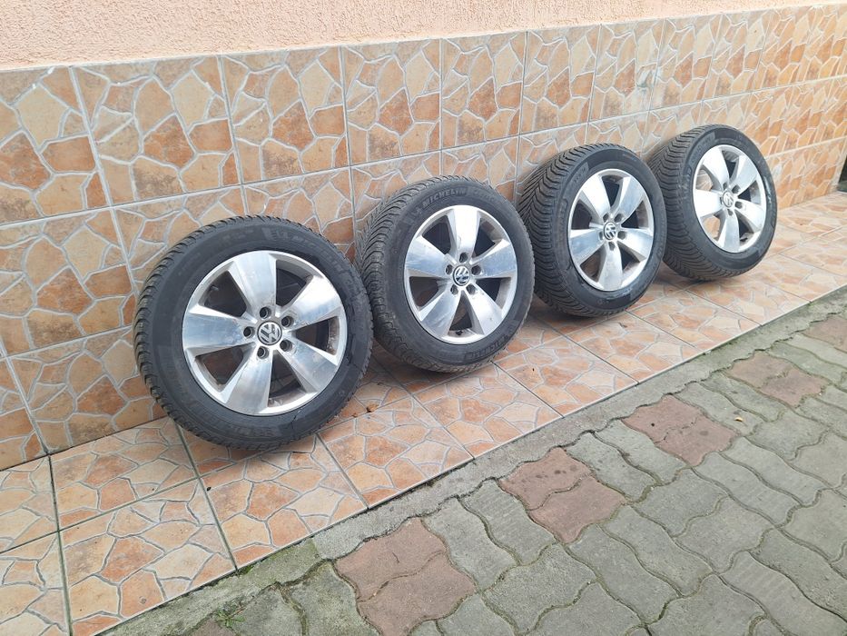 Jante aliaj PERTH originale  VW Golf 205/55R16 anvelope Michelin All S