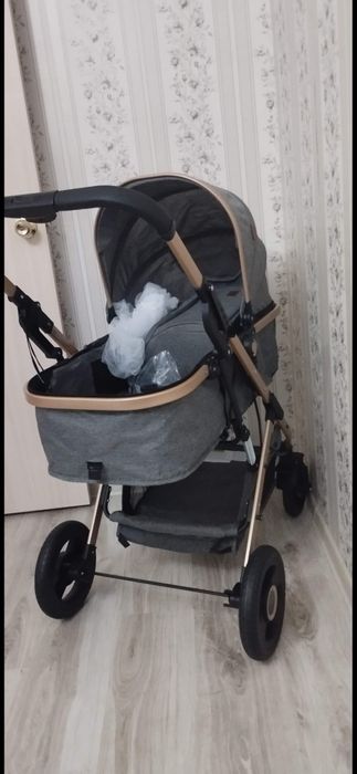 Продам коляску новая