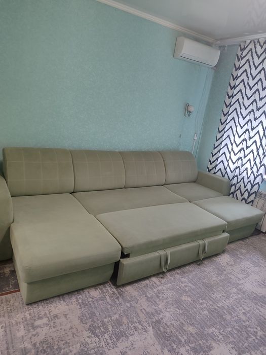 Продам диван в гостиную 110000