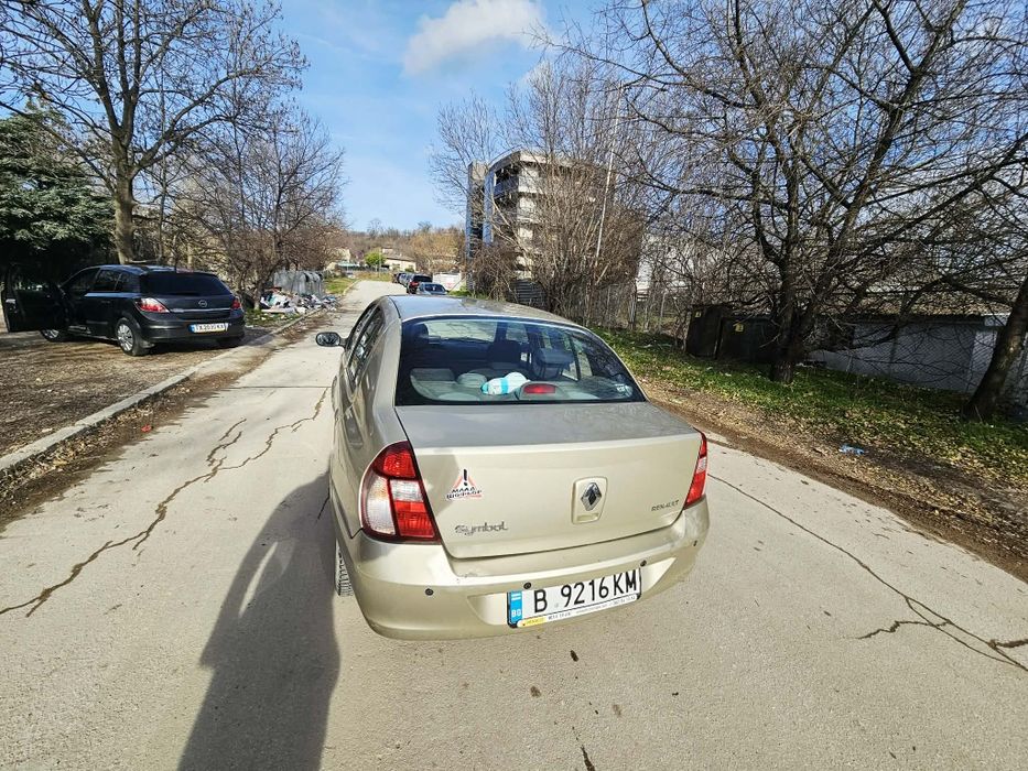 Renault Symbol бежов