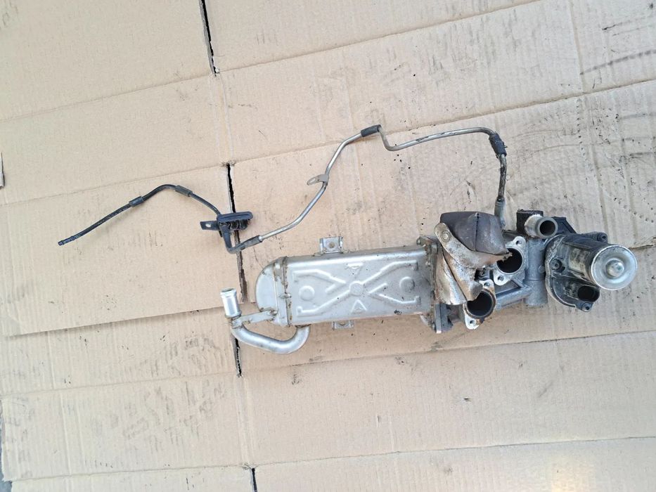 Racitor gaze EGR Conducta EGR Originale VW Golf 6 Passat B6 B7 Audi A3 8P A4 B8 Polo 6R Skoda Yeti Octavia 2 1.6tdi CAY