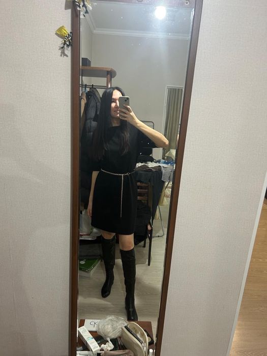 Продам платье брендовое