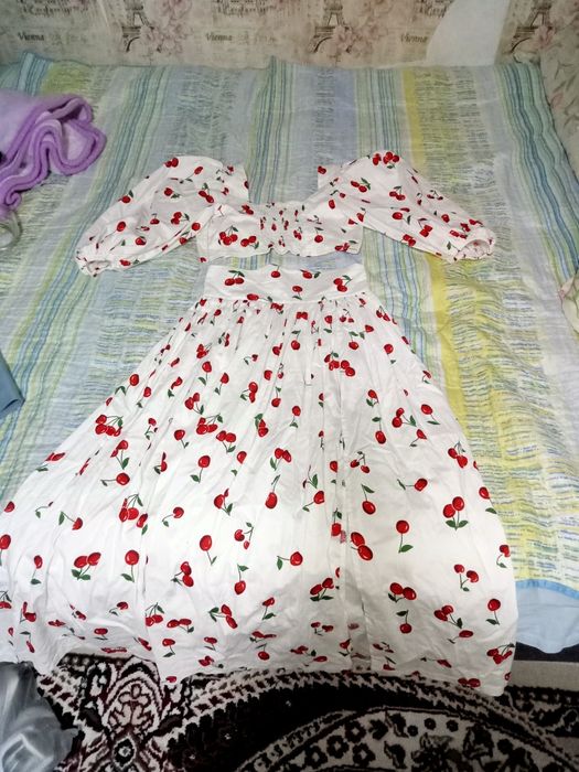 Вещи для девочек или молодых девушек