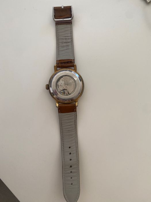 Продавам Vacheron Constantin Genève