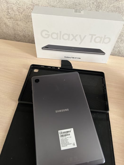 Продается планшет Samsung Tab A7. Sim поддерживает