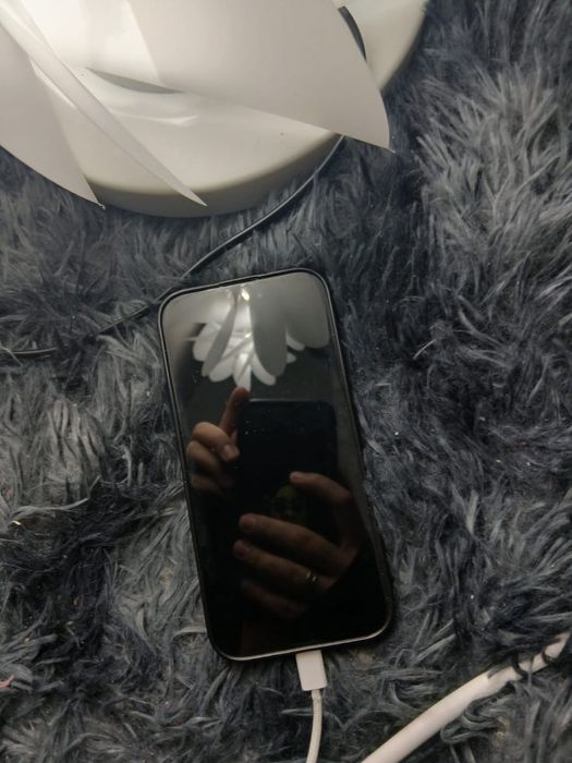 Iphon15 pro в хорошем состояние .