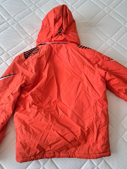 Горнолыжный комбинезон