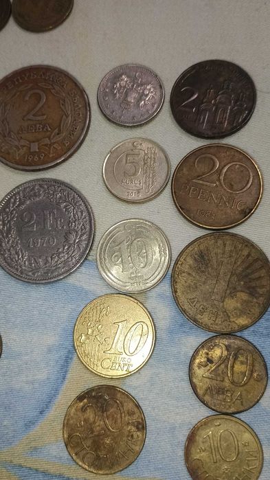 Продавам монети всякакви най разллични