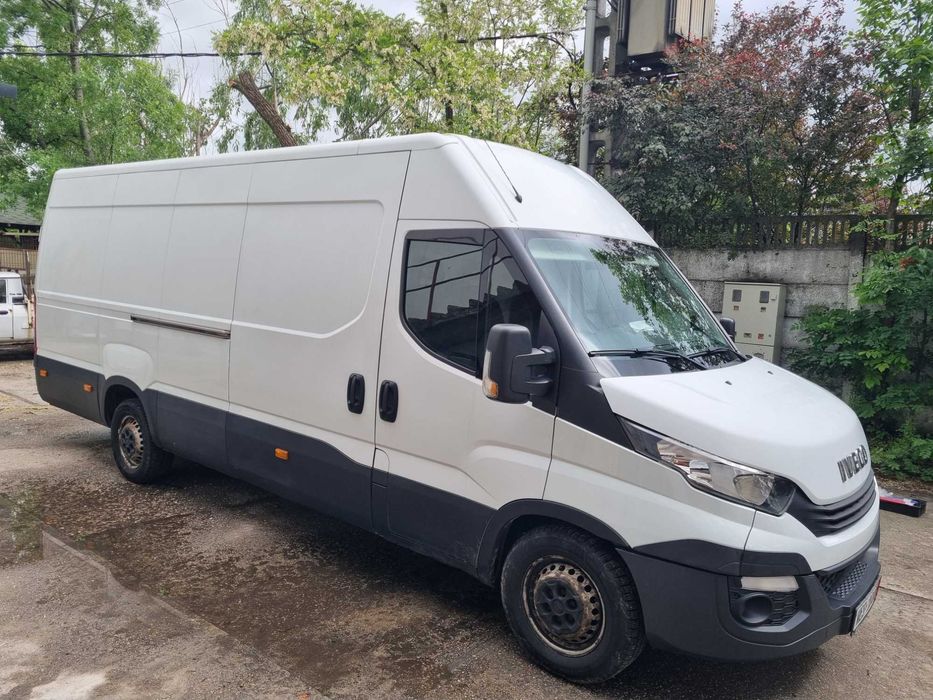 Iveco Daily recent adusa. 150 mii km , impecabila ! Numere inca valabile .