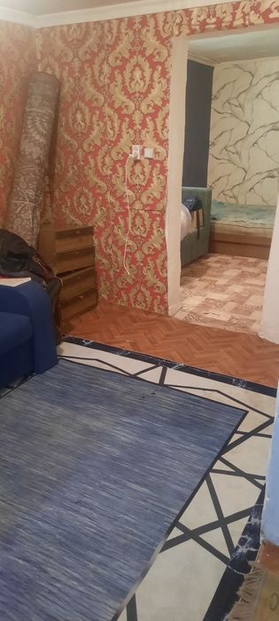 Посёлок Восточный  лев. Остановка развилка.