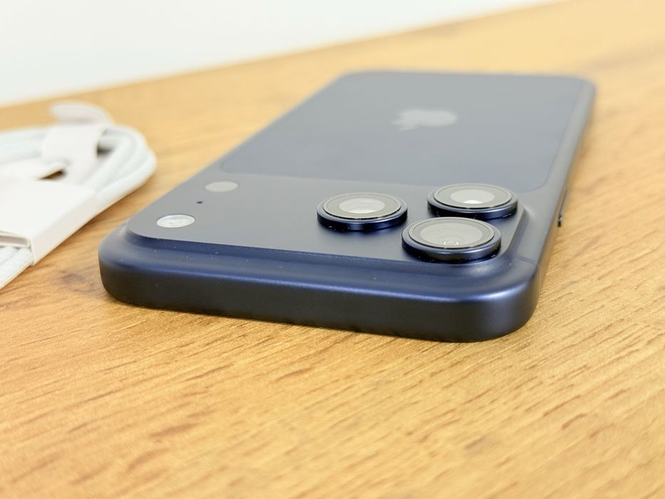 iPhone 17 Pro Max 39 зареждания!!!