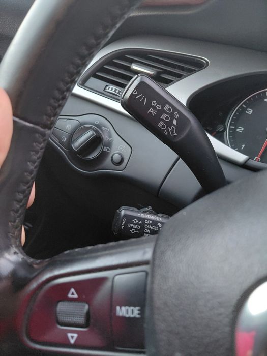 Audi A4 B8 pe benzina nu Diesel  Limuzina Berlina Schimb