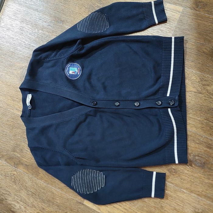 Продам школьную кофту