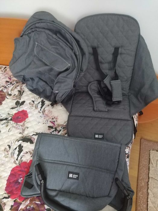 Комбинира бебешка количка