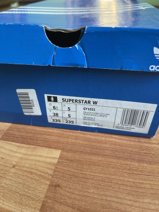 Adidas superstar